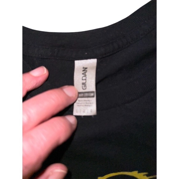 Gildan Graphic Band T-Shirt Unisex Adults Sz L Black Crew Neck concert - Picture 3 of 5